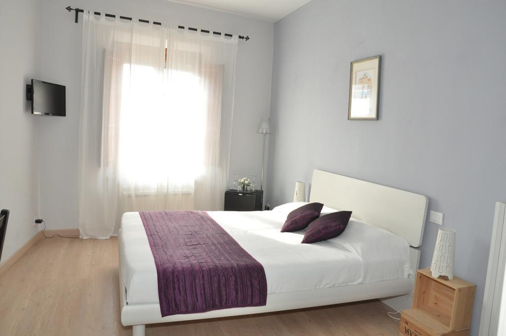 At Home Bed And Breakfast Lucques Extérieur photo