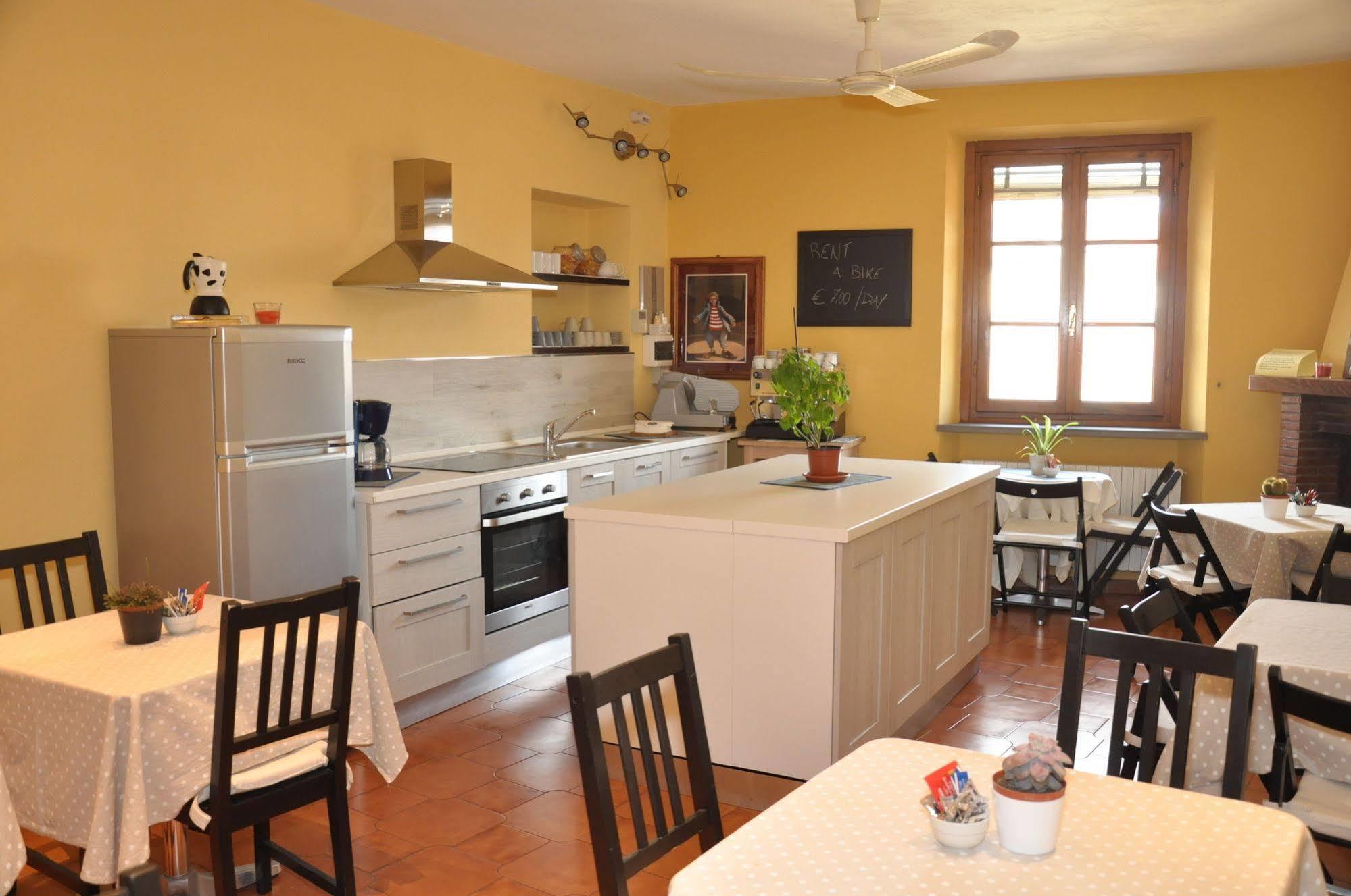 At Home Bed And Breakfast Lucques Extérieur photo